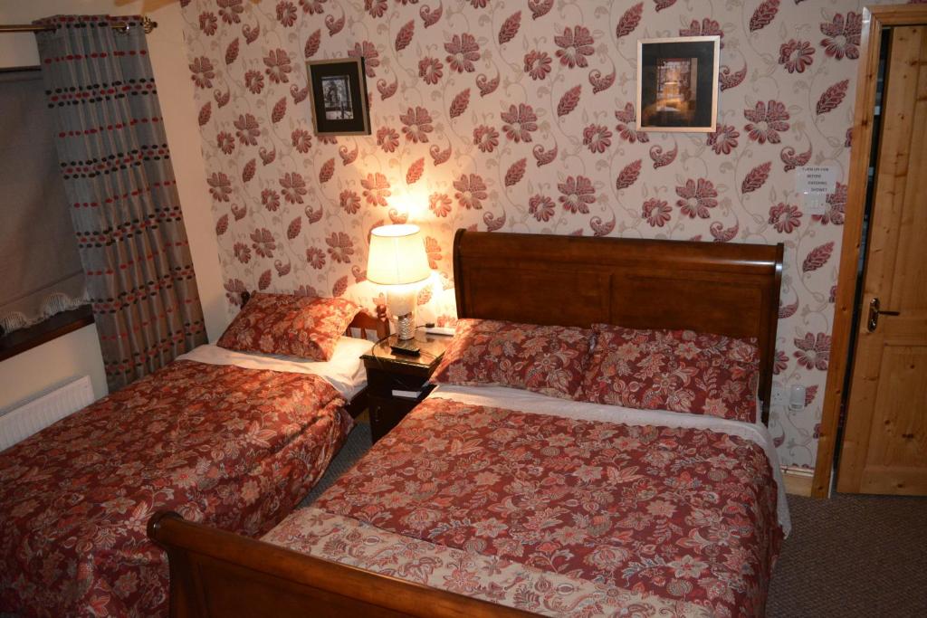 Weir view Bed and Breakfast room 3